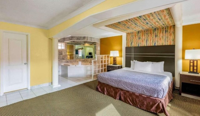 AC Lodge by Beach and Boardwalk