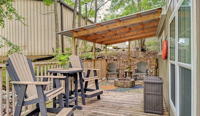 Adorable Tiny Home! Pet Friendly. Minutes from Kentucky Lake