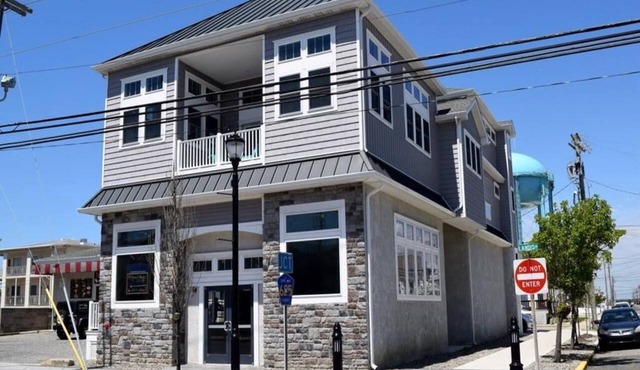Amazing 5 bedroom, 3 bath condo in the heart of Sea Isle City. Only one block from the beach and steps to restaurants, shopping, and the Promenade!