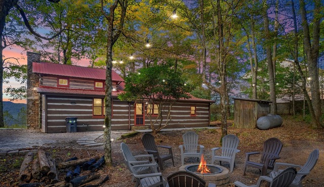 Antique Log at Wolf Laurel Resort - Ride-Ski the Wolf, Hike, Golf, Swim, Tennis