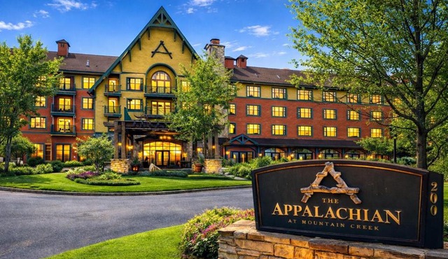 Appalachian Hotel Mtn Creek Pool Hot Tub 261