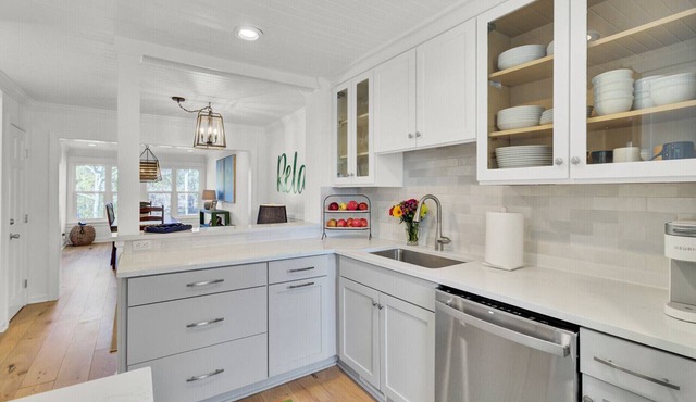 Award-Winning Resort Amenities | Racquet Club Villa 35