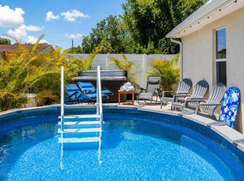 Azure Relaxing Escape Villa | Private Pool & Spa