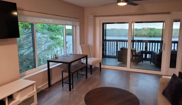 Bahia Beach Access & Heated Pool 2B Condo Sleeps 4