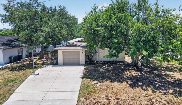 Bay Street Oasis | 3BR/2BA | Entire Home