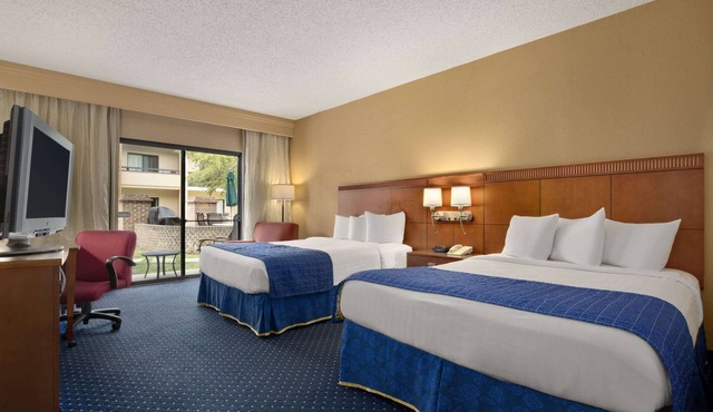Baymont by Wyndham Columbia Northwest