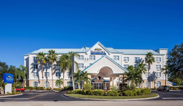 Baymont Inn & Suites by Wyndham Fort Myers I-75