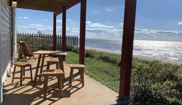 Beachfront 1BR with water view, near Cape May & Wildwood