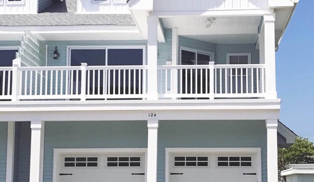 Beautiful And 7 YEAR NEW! ~ 4+Bdrm In Wildwood Crest ~ Near Beach And Boardwalk