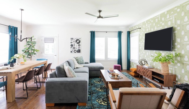 Beautiful Downtown 4 Bedroom - Great Monthly!