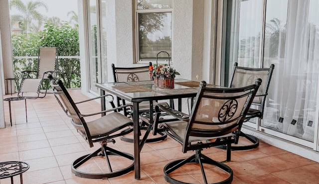 Beautiful home near Englewood Beach