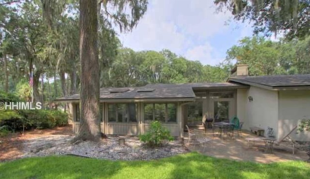 Beautiful Lawton Villa Close to Beach - Long Term Rentals Only