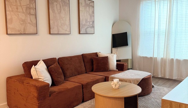 Beltline Stay Minutes from Downtown Atl, Coffee, Food & Wine