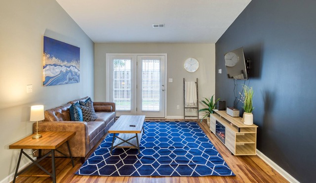 Beryl Suites: An Upscale Monthly Retreat near Golf/Medical