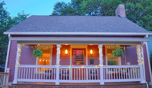 Best of Cabbagetown 3 bed, 2 bath w/grand piano, hot tub, putting green!