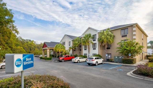 Best Western Magnolia Inn and Suites