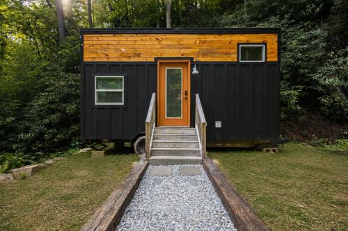 Bigfoot Bungalow Tiny Home in the Woods