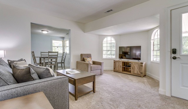 Blairsville Beauty Near Hiking Trails & Vineyards!