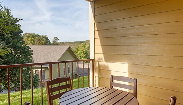 BLOCK Laurel Crest - Studio