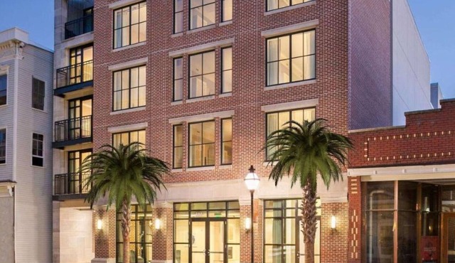 Bluegreen's King 583 Resort - 1 Bd. – Historic Charleston with a Modern Twist