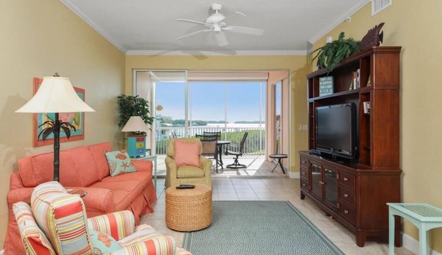 Boca Vista Harbor - 202D: Spacious 3BR condo in Placida with stunning water views.