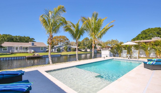 Boho Beach House - Private Heated Pool, Newly Renovated, 10 Mins to AMI