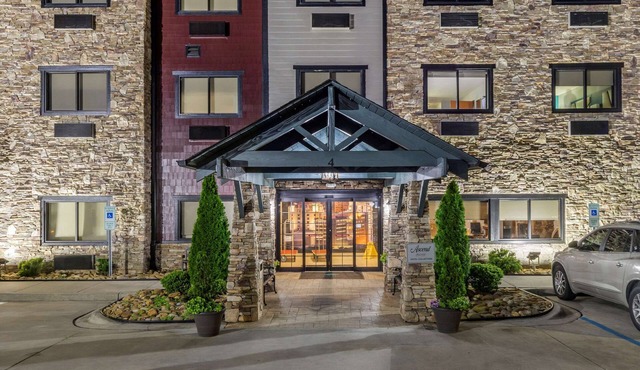 Brookstone Lodge near Biltmore Village, an Ascend Collection Hotel