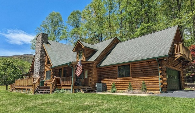 Buck Run on Balsam Ridge, Log Home, A place for togetherness, Well Stocked