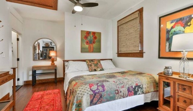 CABBAGETOWN STUDIO B