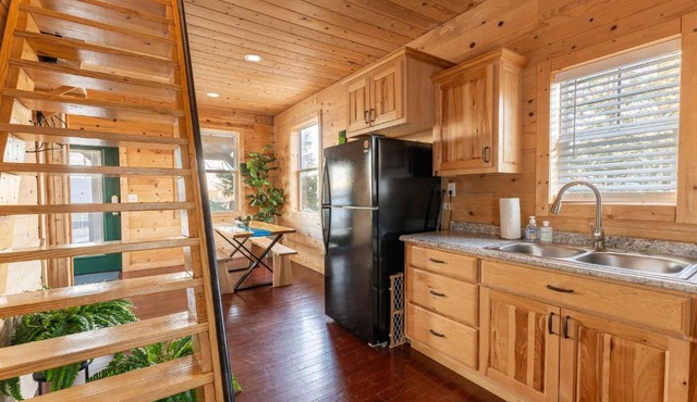 Cabin in the Sky with an outdoor kitchen