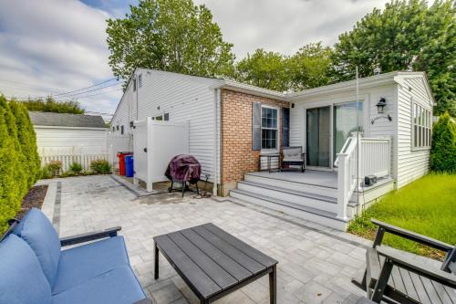 Cape May Quad w/Grill - 7 Blocks to Beach!