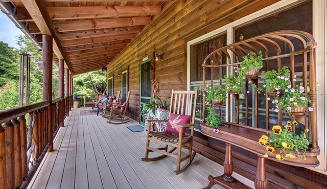Carolina Cabin - Log Cabin in the Mountains!