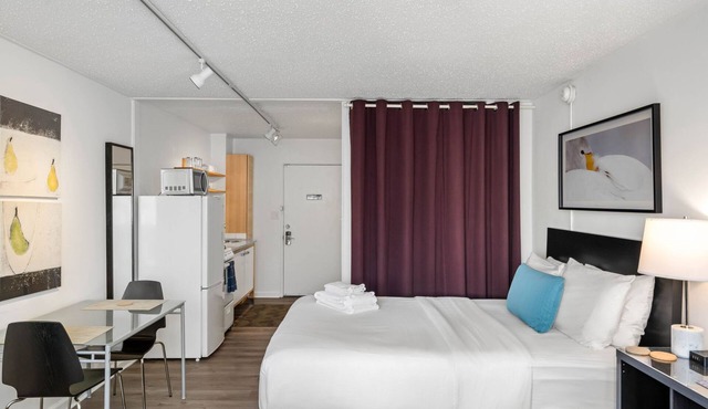 (CCG) Enjoy a Pet-Friendly and Clean Studio Near the Beltline