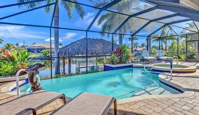 Cecilia 1015 Modern SW Cape Gulf Access Home w/heated Pool & Spa