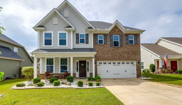 Chapin Vacation Rental ~ 5 Mi to Lake Murray!