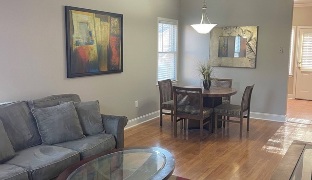 Charming 2-bedroom condo with perfect central location!