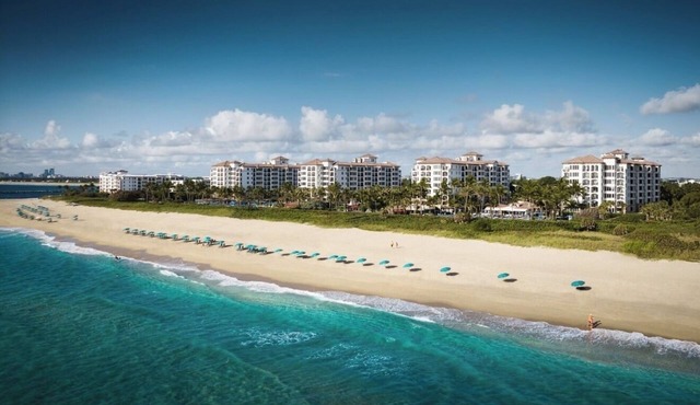 Charming 3-bedroom villa oceanfront in superb Palm Beach Shores April 12-19