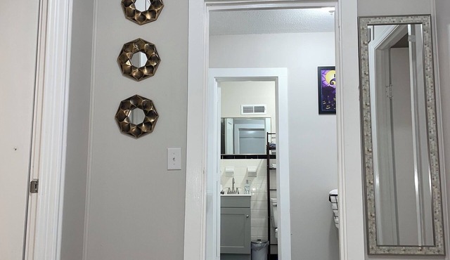 Charming 3-bedroom house with AC and WiFi in brilliant Columbia