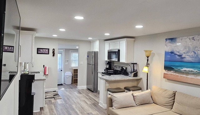 Charming and cozy 2-bed home in Evesham with everything needed for your stay.