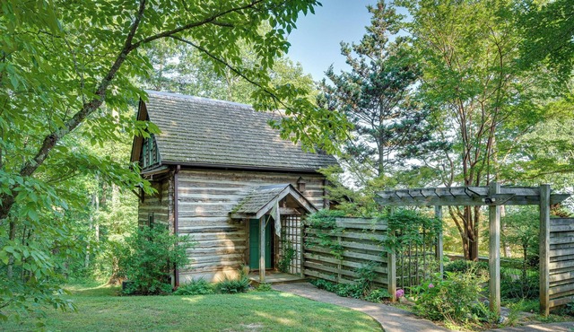 Charming Ellenboro Cabin on 12 Acres w/ Courtyard!