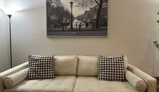 Charming Private Guest Suite in marvelous Buford with WiFi, AC