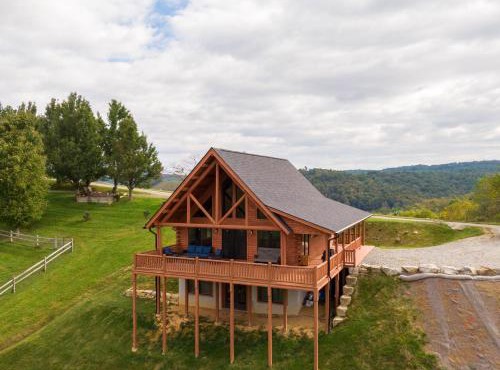 Chasing Clouds Cabin