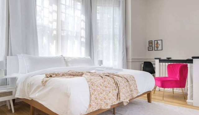 Chic Meets Charm In Heart Of Rittenhouse Square