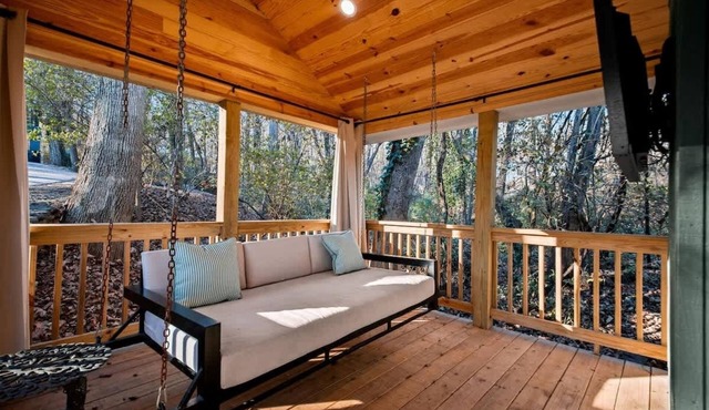 Cloudland Cottage - Ruby Falls - Spa Tub