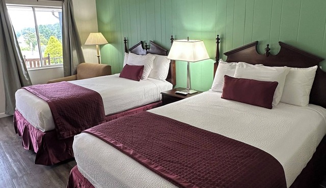 Colonial Inn Franklin