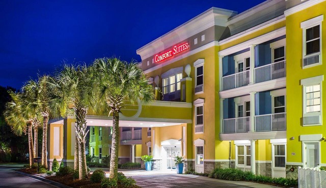 Comfort Suites at Isle Of Palms Connector
