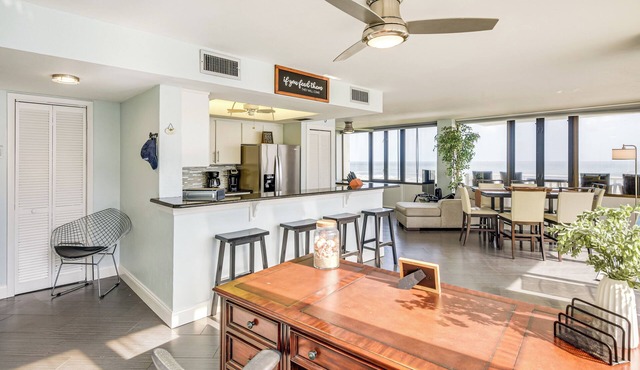 Community Pool & Ocean Views: Flagler Beach Condo!