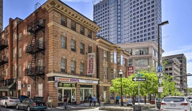 Convention Center corporate apartments