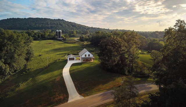 Cottage w/River Access Near Rock Island State Park