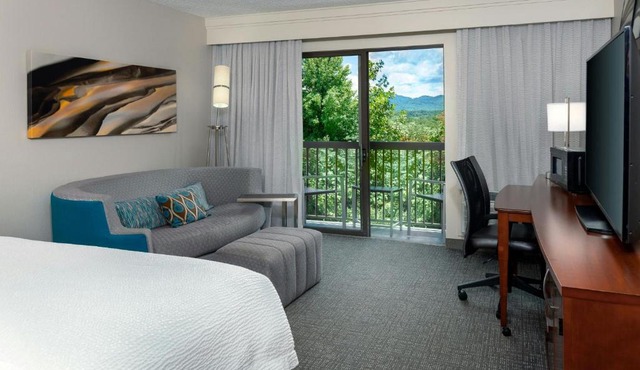 Courtyard by Marriott Asheville